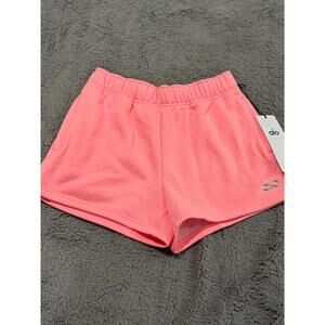 Alo New Accolade Short Neon Bubblegum